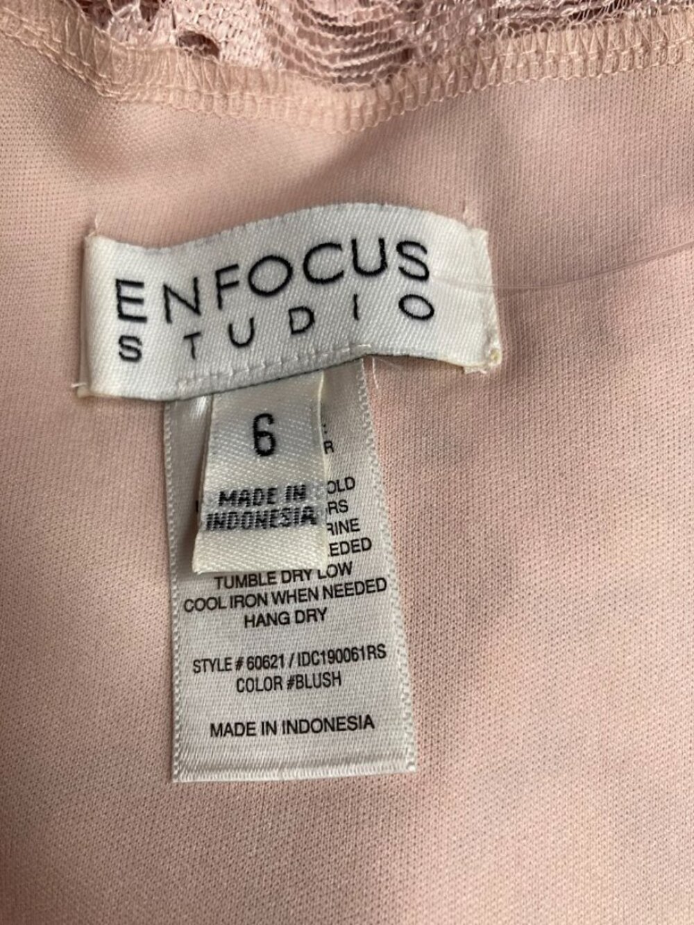 ENFOCUS STUDIO DUST ROSE LACE DRESS - Picture 5 of 5